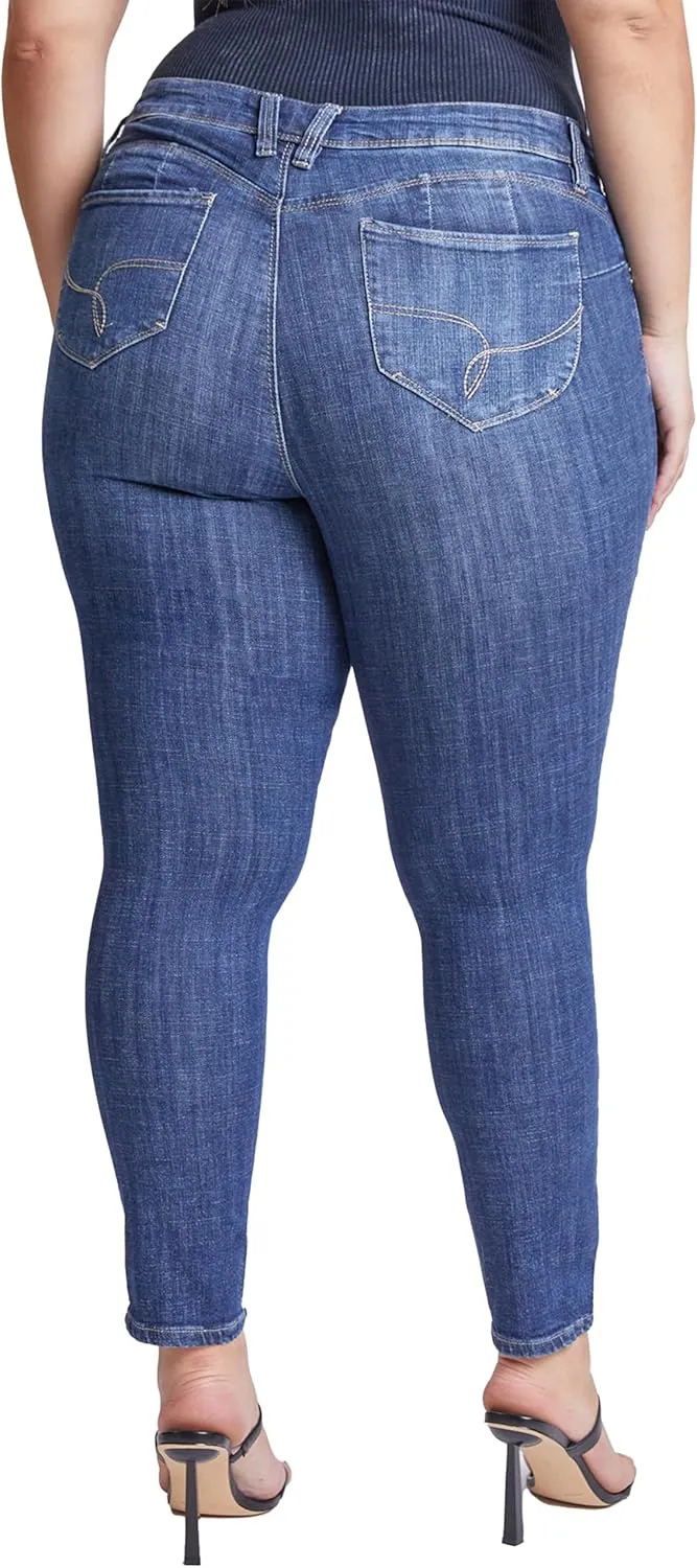 YMI Women's Plus Wannabettabutt Skinny Jeans